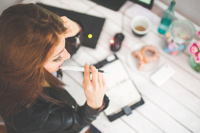 girl thinking what to write